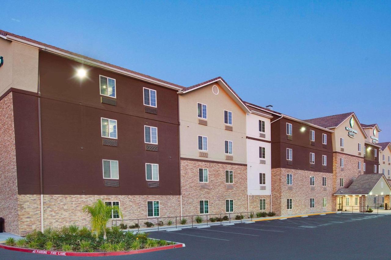 Woodspring Suites Bakersfield East Exterior photo